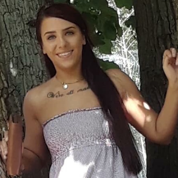 Meet your Posher, Alice - Picture 8 of 8